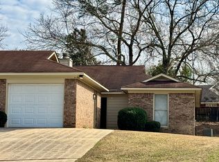 2 Maryland Ct APT A, Columbus, GA 31907