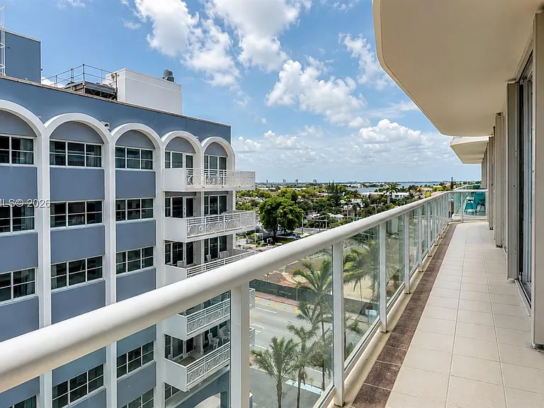 8855 Collins Ave #6H — Photo 17
