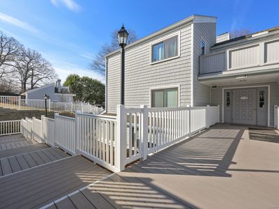 18 Rowayton Woods Drive #18, Norwalk, CT, 06854