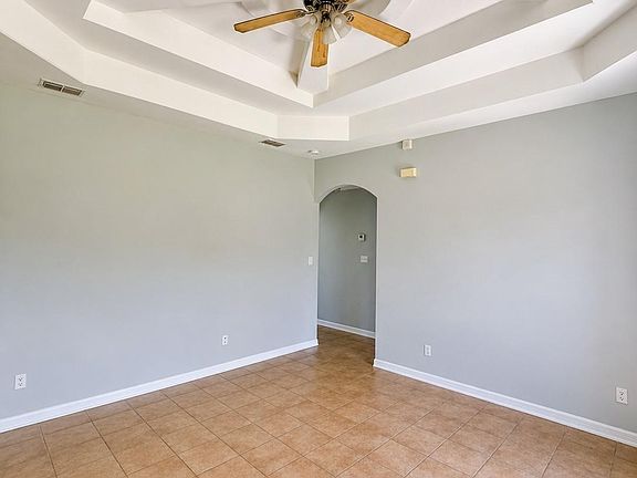 4th image of 4101 La Mancha Dr