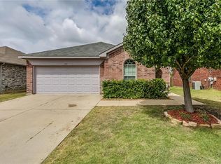 6441 Waterhill Ln, Fort Worth, TX 76179