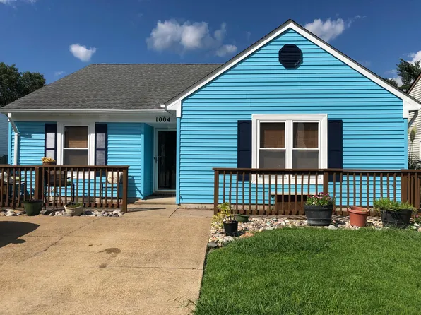1004 Gauguin Dr, Virginia Beach, VA 23454