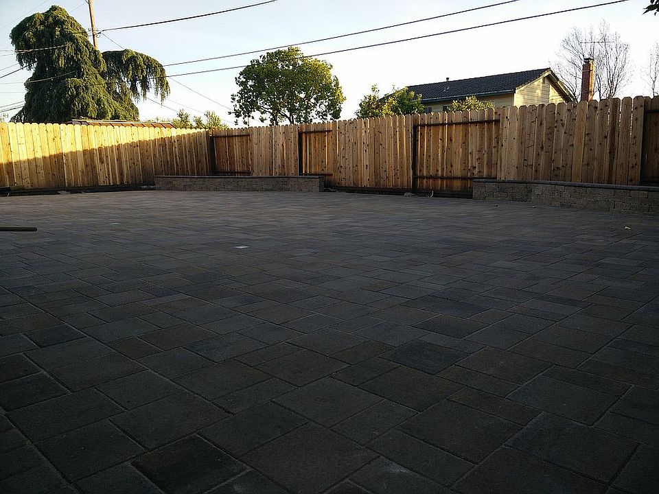 1st image of 2097 Treewood Ln