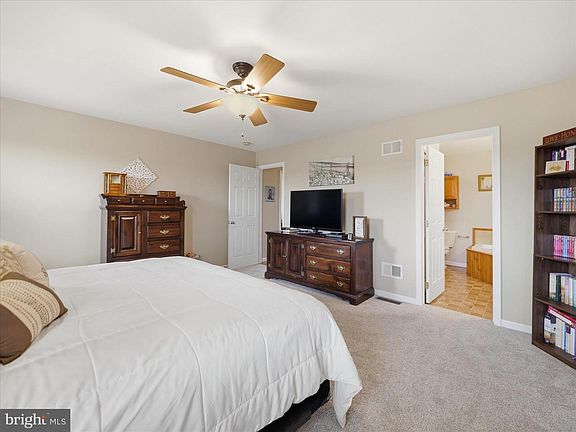 29th image of this home