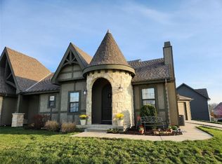 1200 SW Arborcrest Dr, Lees Summit, MO 64082