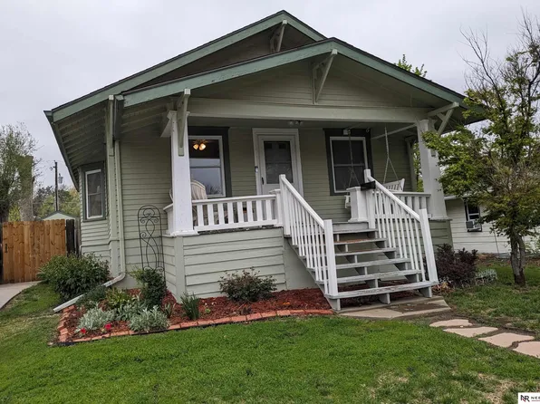 3349 S 42nd St, Lincoln, NE 68506