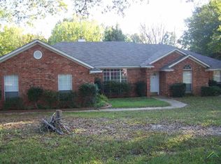 102 Leisure Ln, Whitehouse, TX 75791