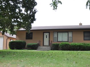 12688 Willow Ln, Genoa, IL 60135