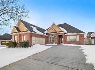 587 Bordeaux Ave, Springdale, AR 72764