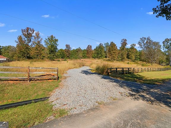 2nd image of 0 Chaucer Pl