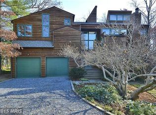 6405 81st St, Cabin John, MD 20818