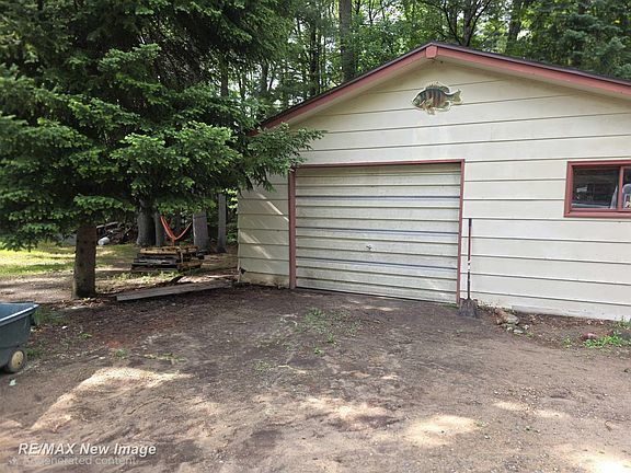 4th image of 2490 Fawn Ct