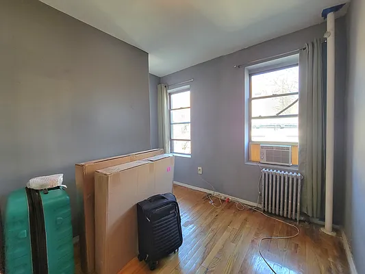 Rented by AZ REALTY NYC LLC | media 6