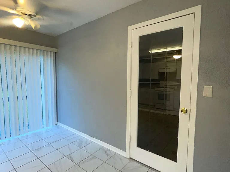 2515 Hermon Ave — Photo 4