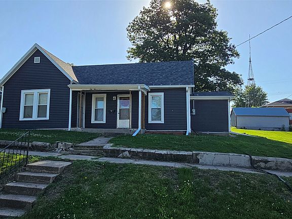2nd image of 320 Depot St