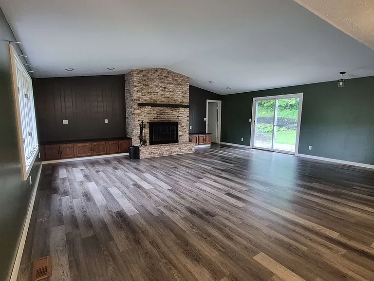 6881 Walnut Creek Ct — Photo 14