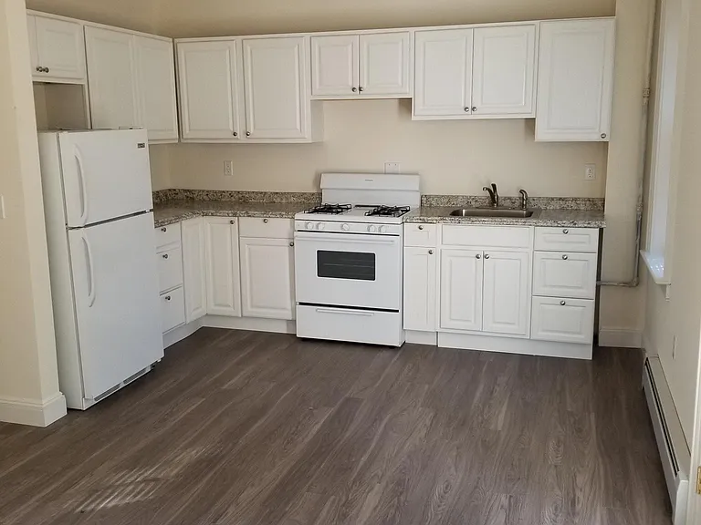 53 Beacon St #2 — Photo 13
