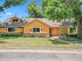 5217 Blue Valley Ct, Fort Worth, TX 76112