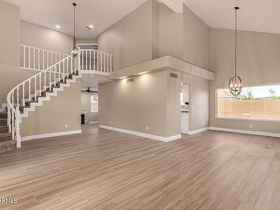 4th image of 3832 E BRIARWOOD Terrace