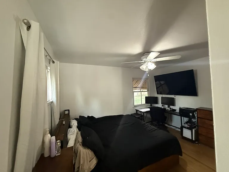 14833 Stanton Ave — Photo 18