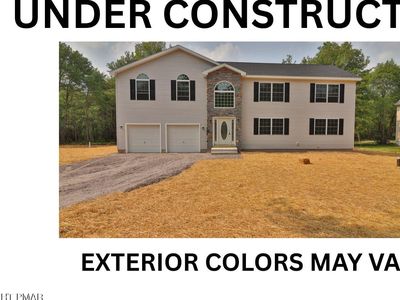 1231 Lexington Ave, Pocono Summit, PA, 18346