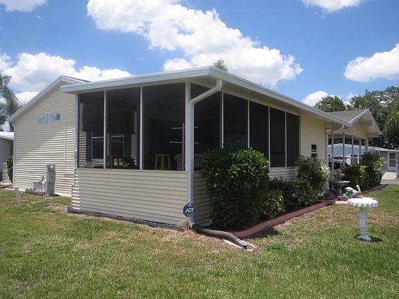4th image of 4204 Voorne St