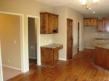 4th image of 19309 Bellbrook Ave