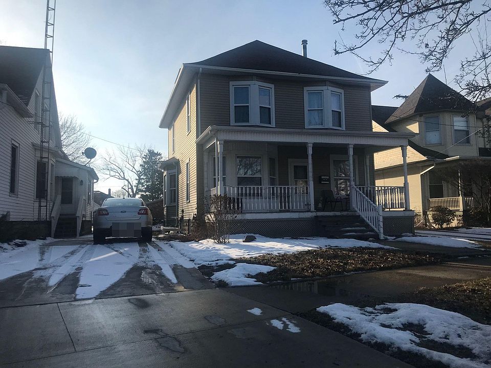 2nd image of 1107 Milan Rd