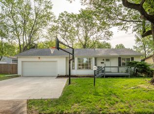 2416 S Westwood Ave, Springfield, MO 65807