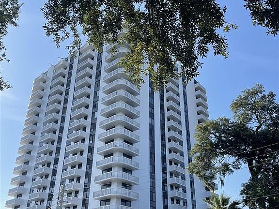 2nd image of 400 E COLONIAL DRIVE #402