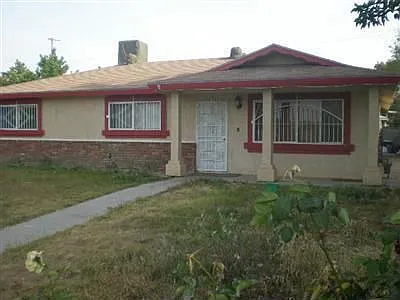 1309 Fairview Rd photo 1