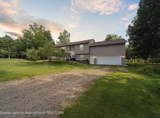 721 W Barnes Rd, Mason, MI 48854