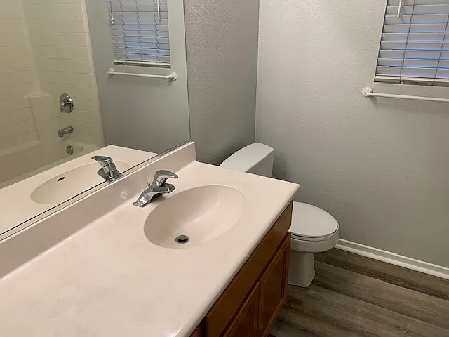 1615 Carriage Cir — Photo 10