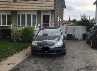 20 Ray St, Staten Island, NY 10312
