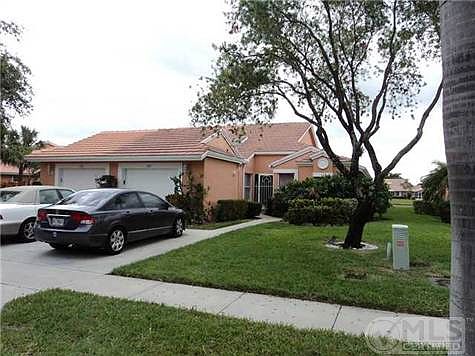 1st image of 5787 Royal Lake Cir