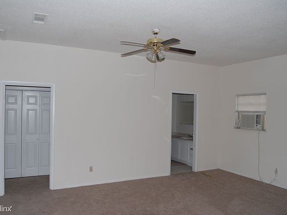 4th image of 14 Joanna Ln