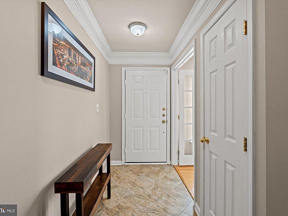 4th image of 5123 Gardner Dr
