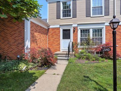 1340 Kings Cove Dr, Rochester, MI, 48306