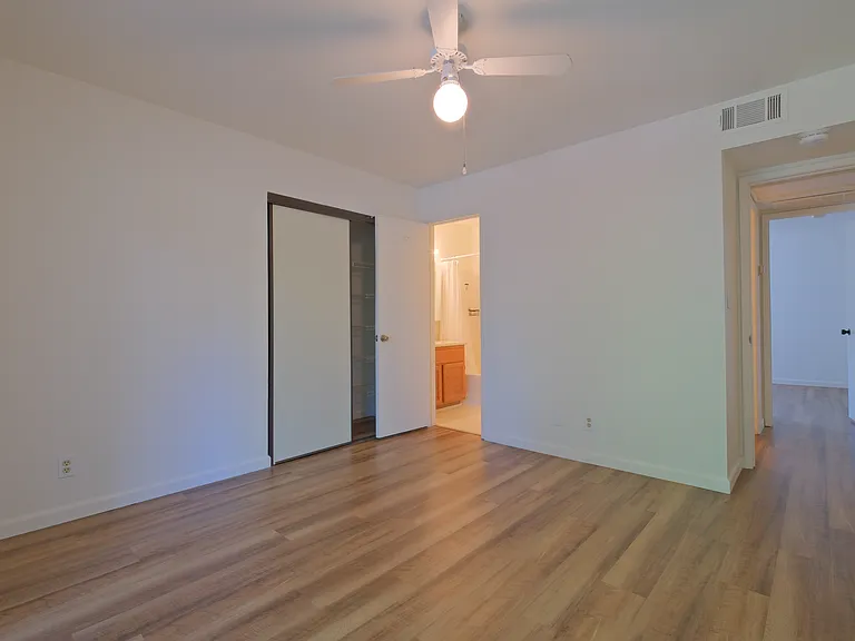 3180 Country Club Dr #10A — Photo 14
