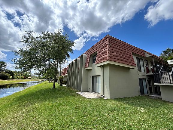 3rd image of 11390 Royal Palm Boulevard #11390