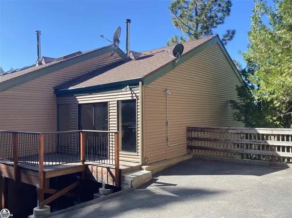 33769 Upper Leland Rd, Pinecrest, CA 95364