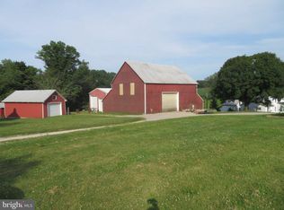 886 Pine Grove Rd, Hanover, PA 17331