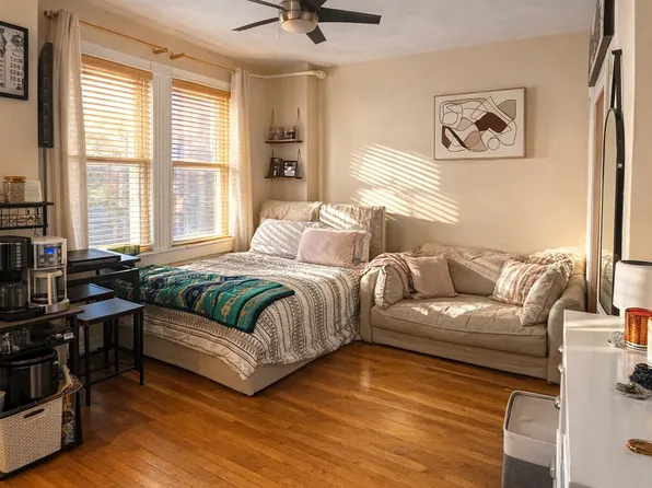 108 Myrtle St, Boston, MA