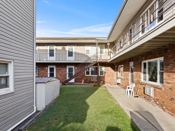 479-485 Hoboken Rd #300, Carlstadt, NJ 07072