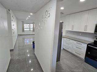 5130 SW 40th Ave APT 2B, Dania Beach, FL 33314
