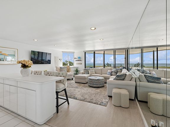 5th image of 253 Dune Rd #62
