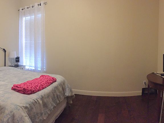 Guest bed 1st flr- in law pl