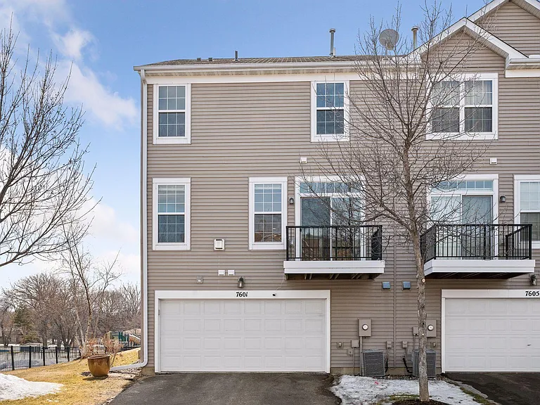 7601 Elm Grove Cir — Photo 19