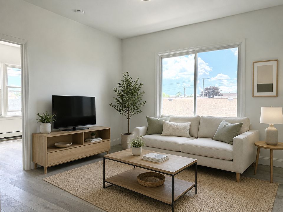 1st image of 164 Bruckner Ave #2