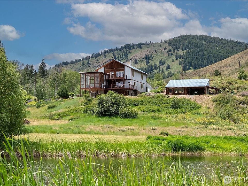1st image of 494 Rendezvous Road